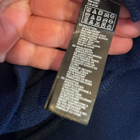 Hello Kitty Vintage crewneck Navy Blue  sweatshirt  woman’s S - Picture 4 of 7